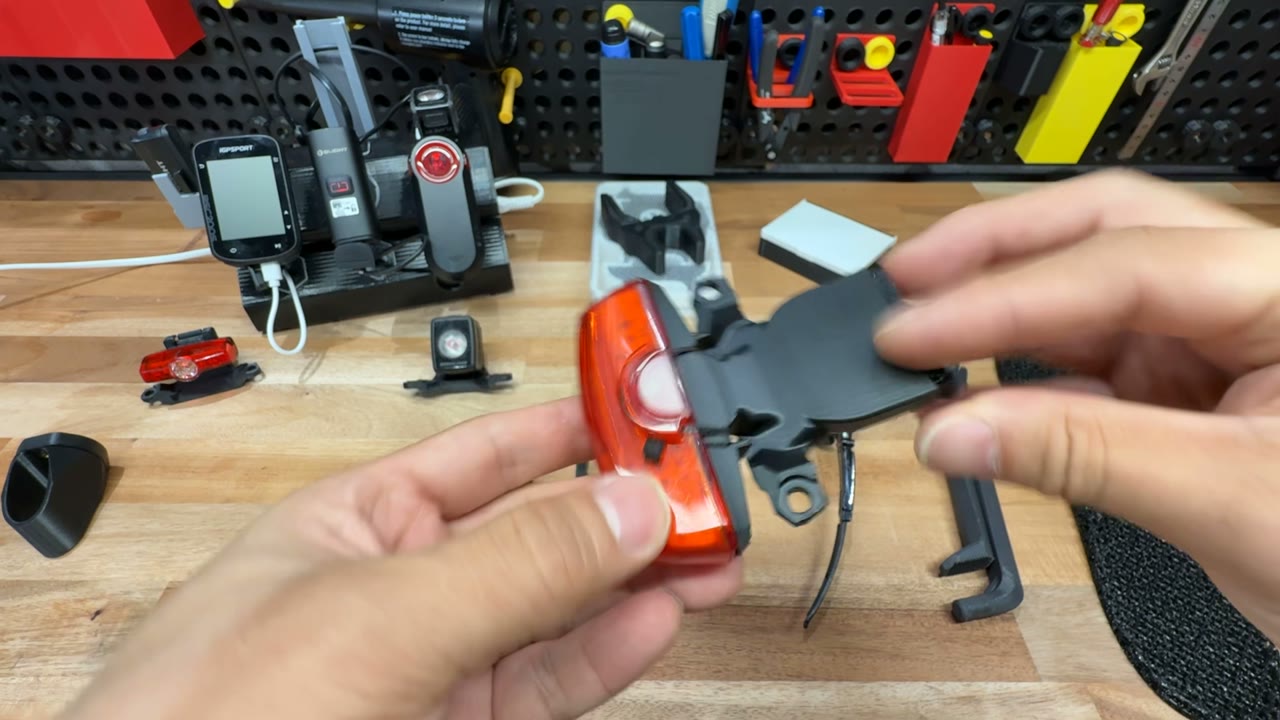 3Dプリンターで自作した自転車のライトマウント
